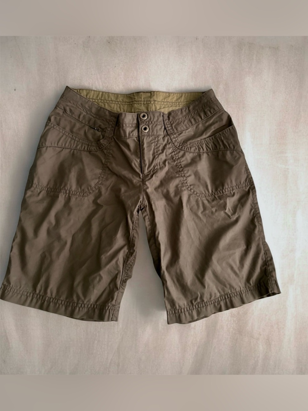 REI Vintage Cargo Hiking Shorts Pockets Cotton & Nylon Olive Green Sz 2 GUC